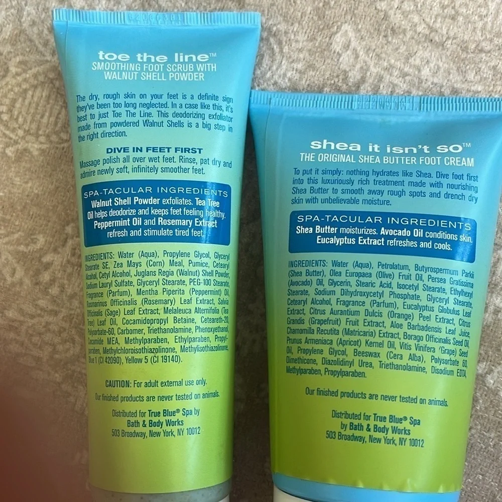VINTAGE Bath & Body Works True Blue Spa Footcare Set Soothing Socklets Zip Case